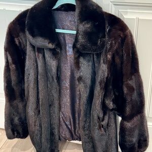Tarlow Furs Vintage Mink Coat – Baseball Style | Size Medium